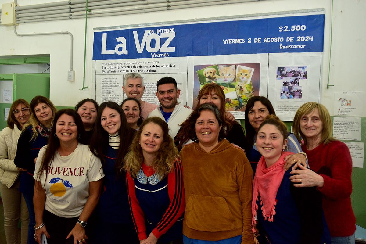 Equipo docente de la Escuela San José de Calasanz de barrio Inaudi. (José Gabriel Hernández / La Voz)
