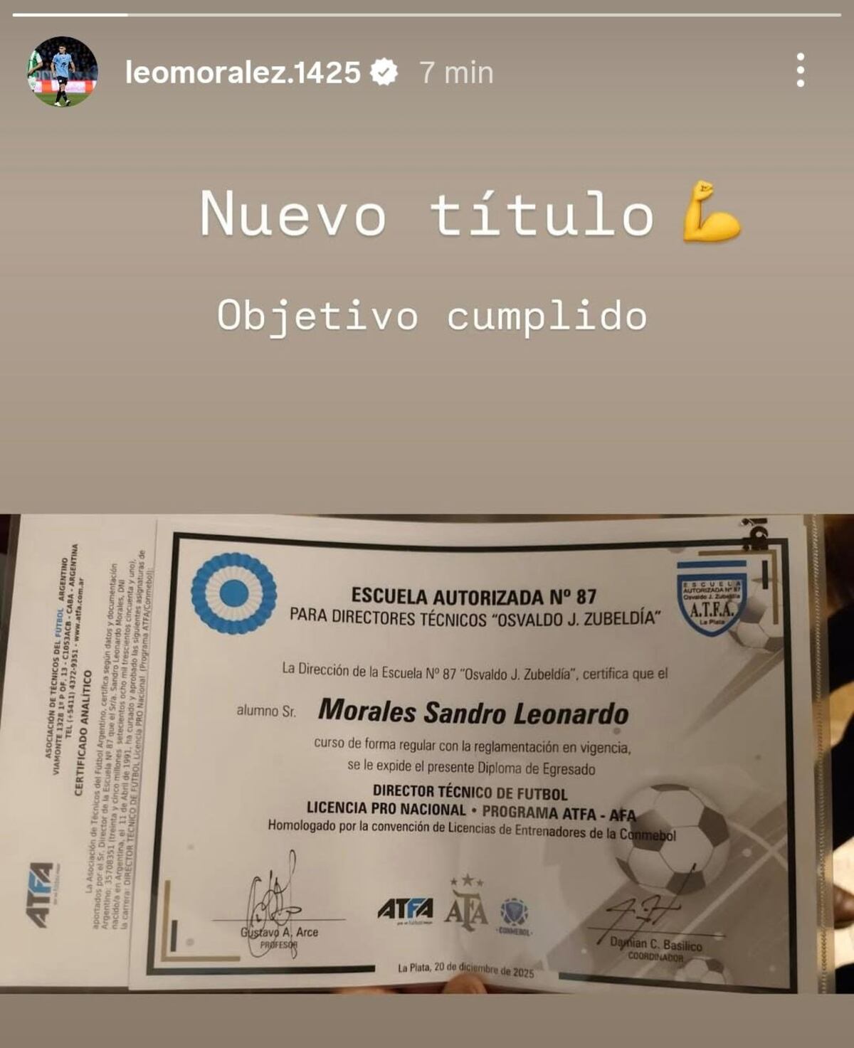 Leonardo Morales se recibió de entrenador (Instagram)
