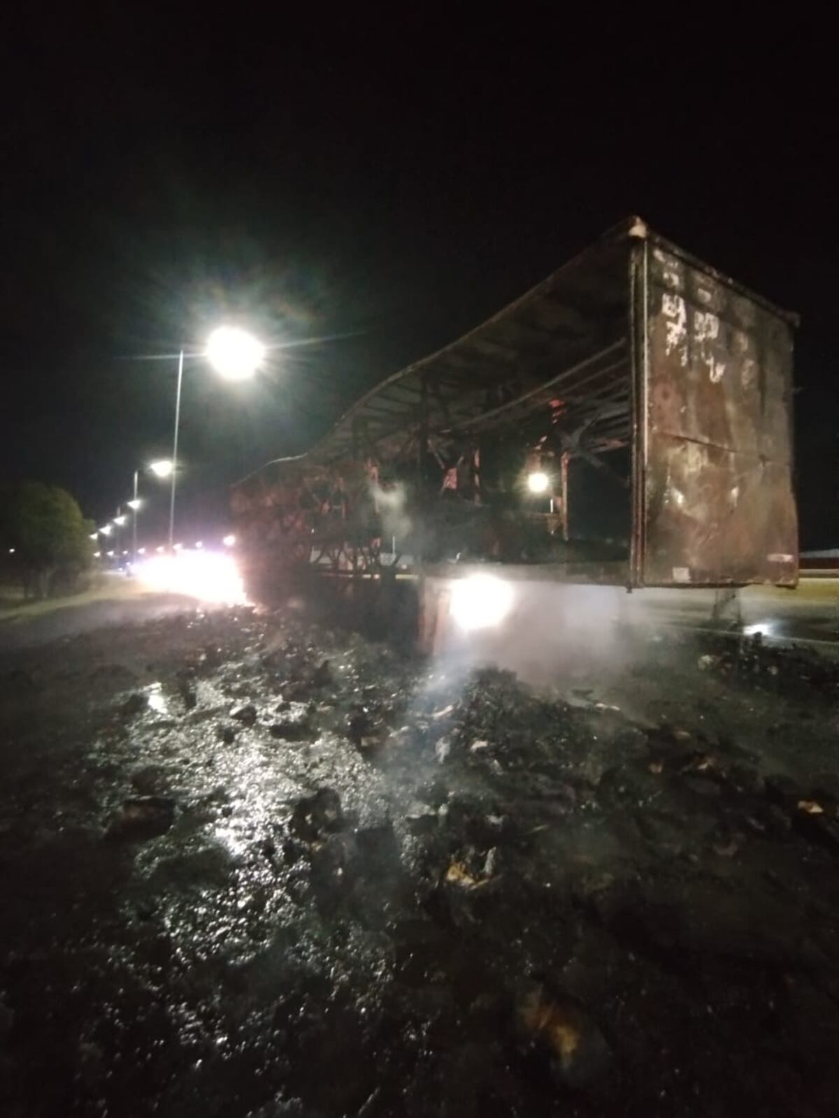 Daños por el incendio. (Policía)