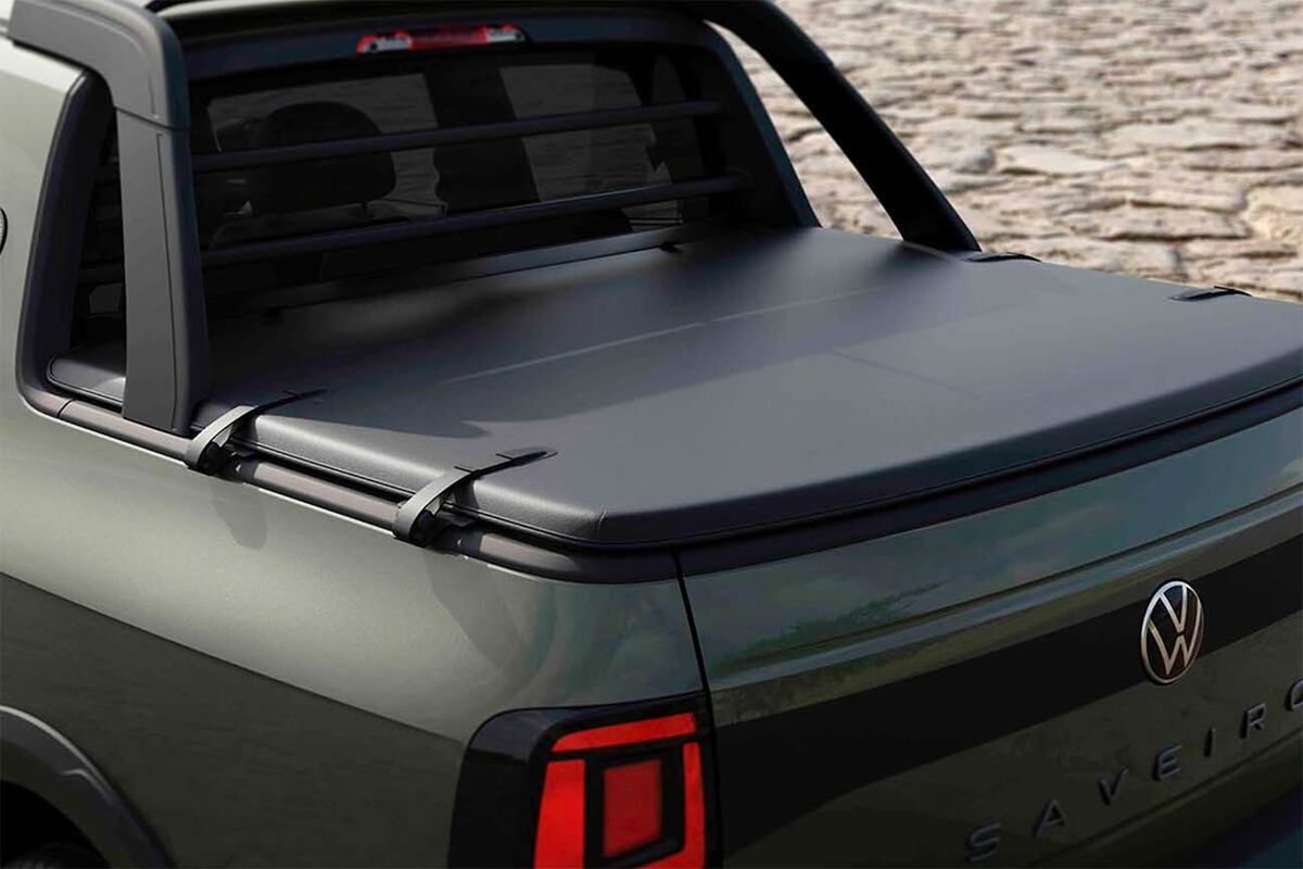 La versión Extreme cuenta con lona marítima para cubrir la caja para proteger objetos de la lluvia y el polvo.