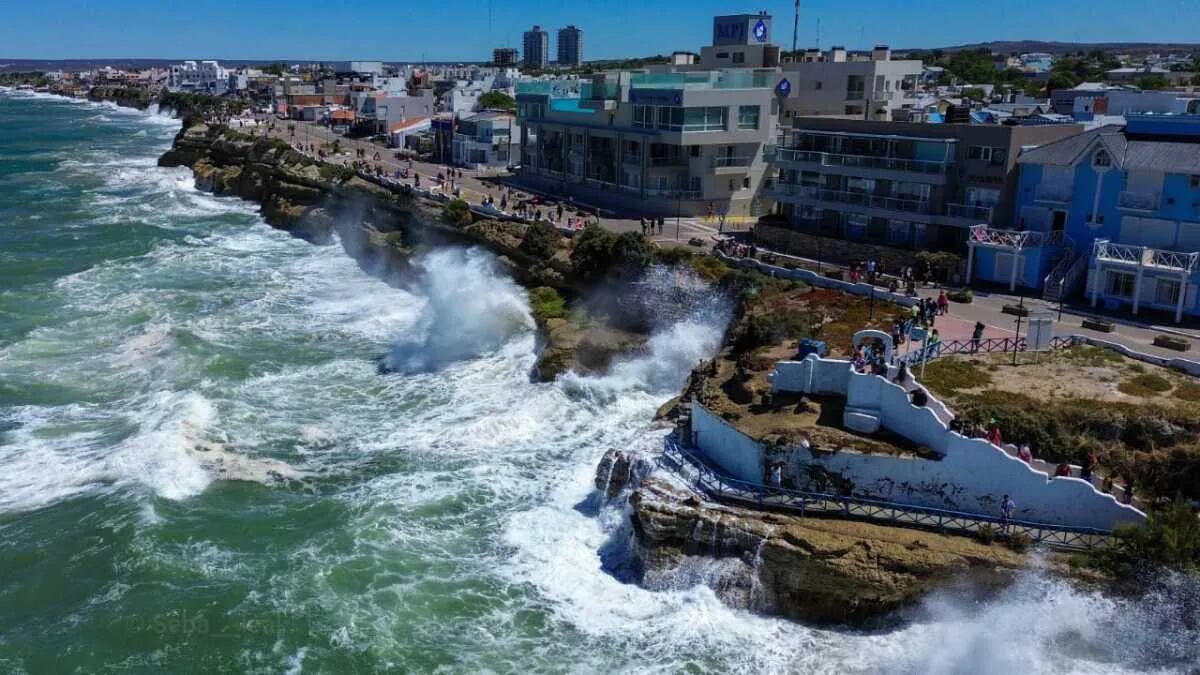 Si querés viajar a Las Grutas, tenés que conocer los precios de sus hospedajes.
