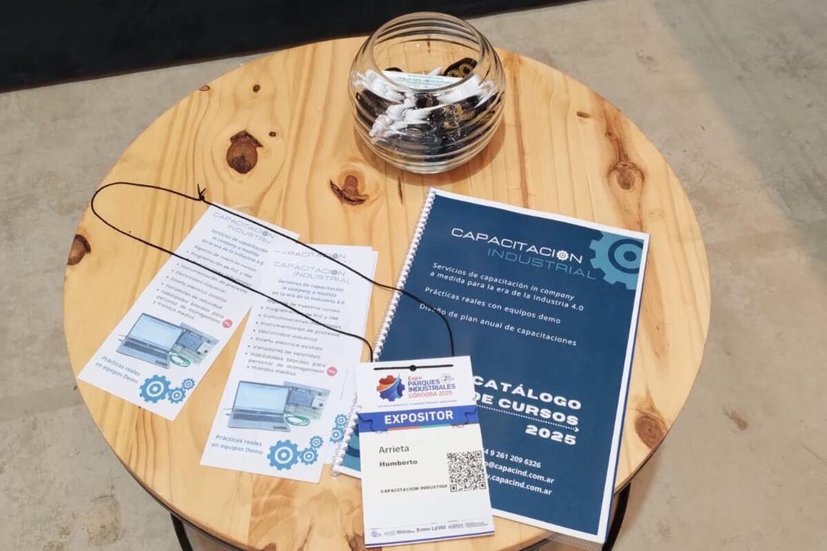El stand de la firma se convirtió en un punto de encuentro con empresas tecnológicas y parques industriales.