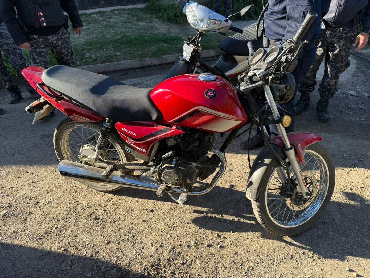 Los elementos secuestrados en el procedimiento (Policía de Córdoba).