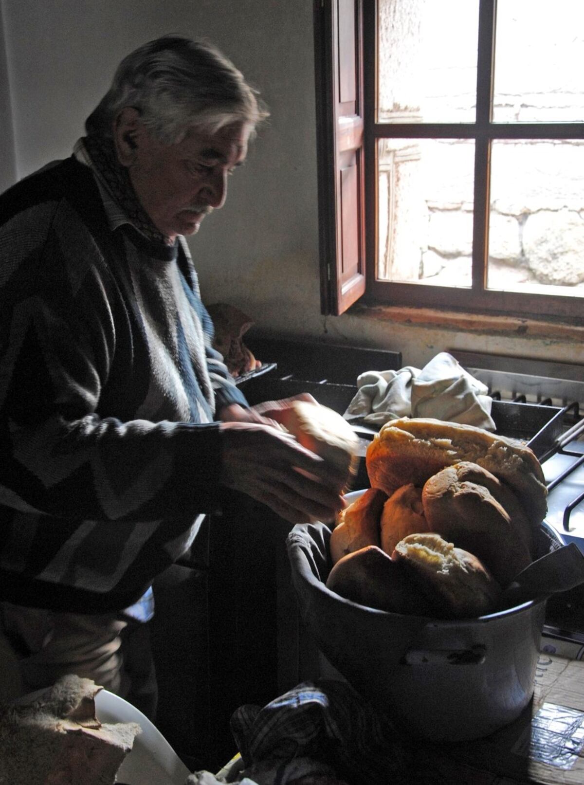 Héctor González, 90 años en el Champaquí. (Gentileza Orly Branca)