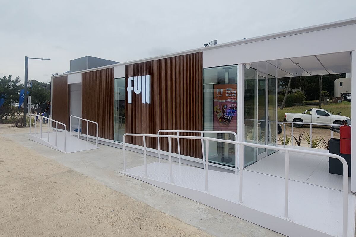 La primera estación de cercanía móvil (Ecer) en Pinamar, un nuevo formato diseñado para atender alta demanda estacional.