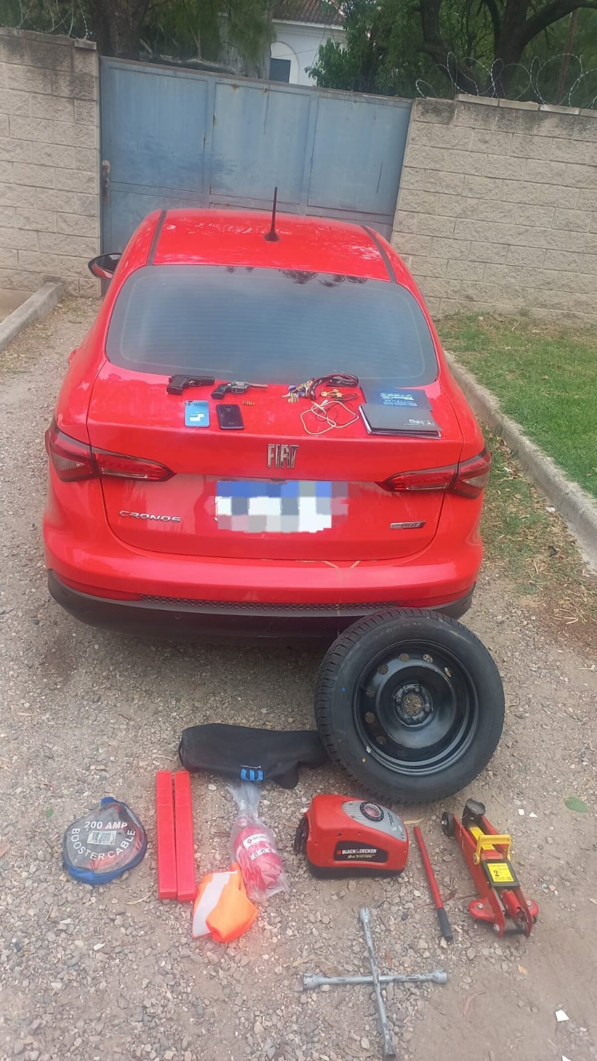 Durante los allanamientos se secuestraron elementos probatorios para la causa. Imagen ilustratuta. (Policía)