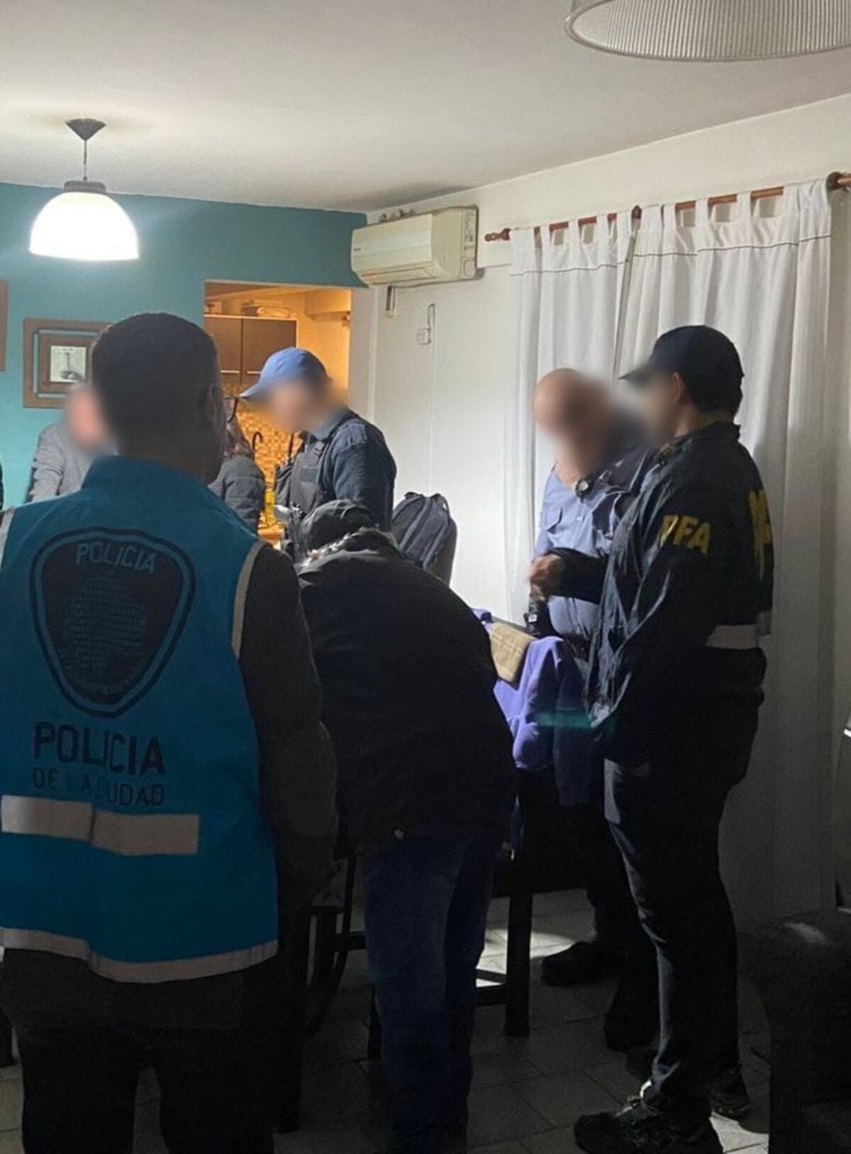 Grooming: el allanamiento en el domicilio del hombre acusado en Cipolletti, Rio Negro.