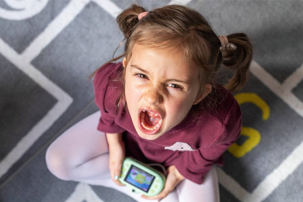 La mala calidad del sueño puede dar lugar a irritabilidad y afectar la conducta de los niños de manera negativa. (Freepik)