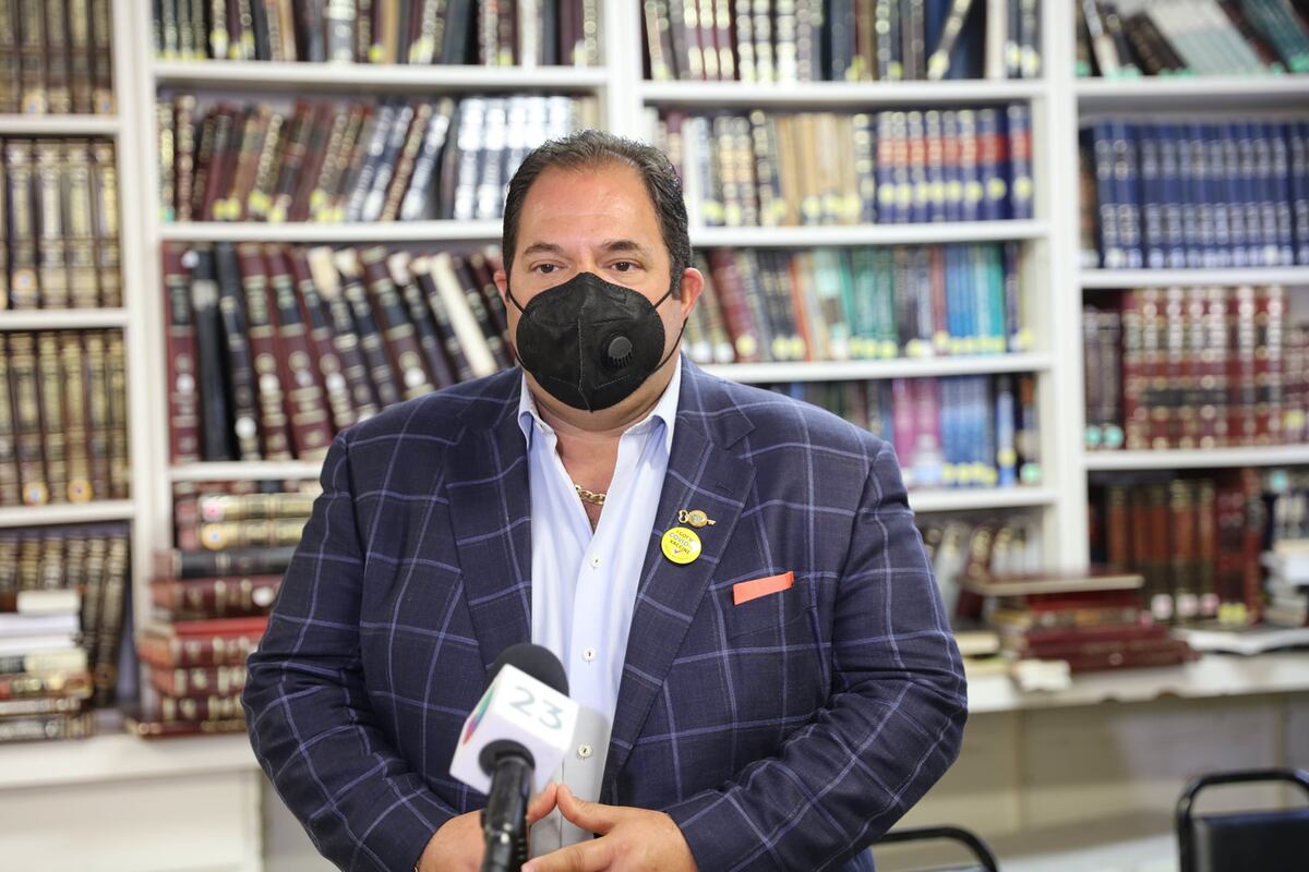 El alcalde Anthony F. DeFillipo. (Facebook del gobierno de North Miami Beach)