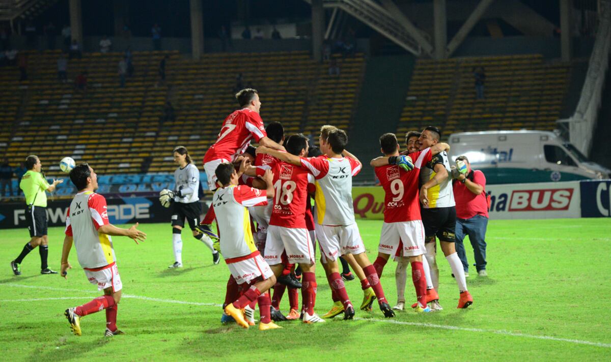 Instituto festejó a lo grande aquel triunfo copero con Belgrano (Foto: Archivo / La Voz).