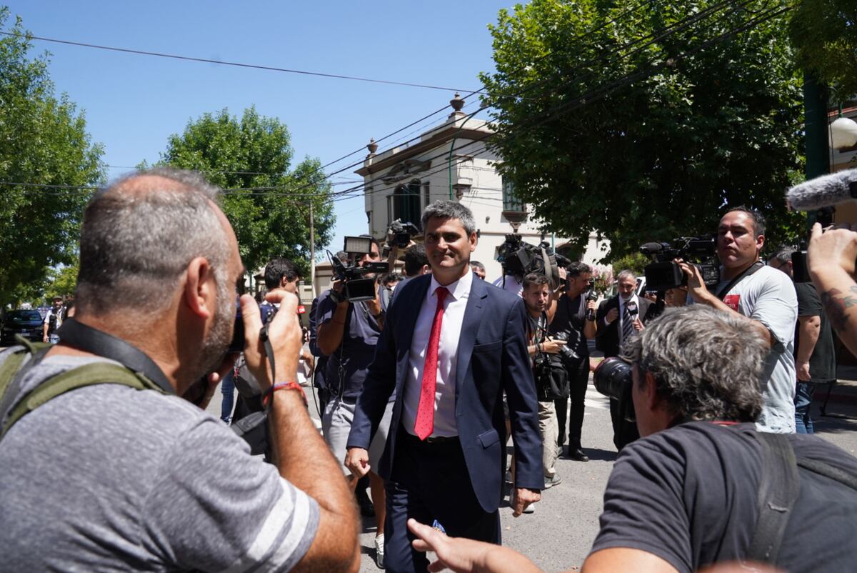 Juicio Fernando Baez Sosa
FISCAL
Ingreso de los fiscales.
dolores
Foto clarín
