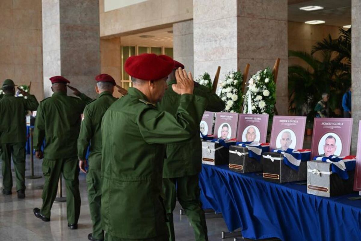 Cuba rindió honras fúnebres a los 32 militares fallecidos durante la captura de Nicolás Maduro en Venezuela. (Gentileza)