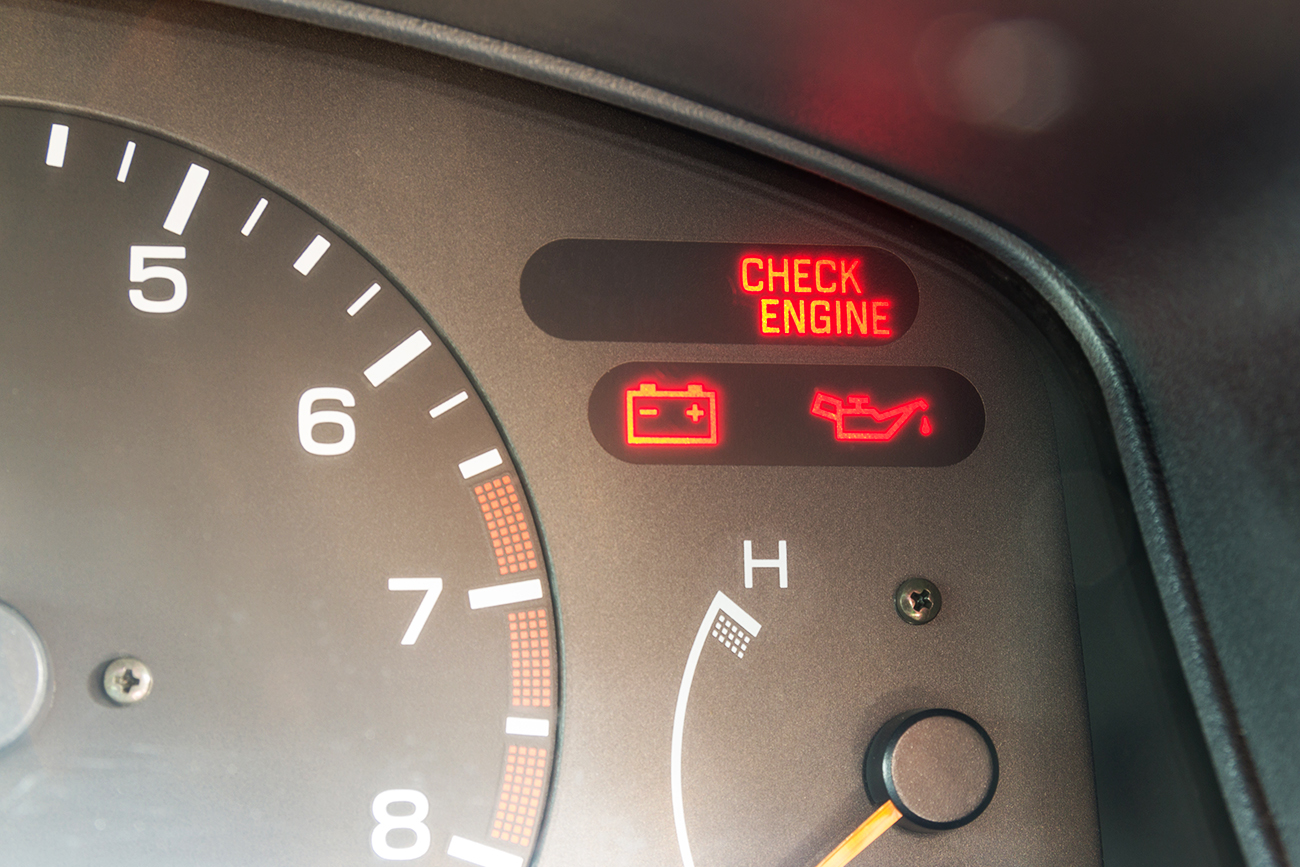 Hay que prestar atención a las luces de advertencia encendidas en el tablero del auto. (123RF)