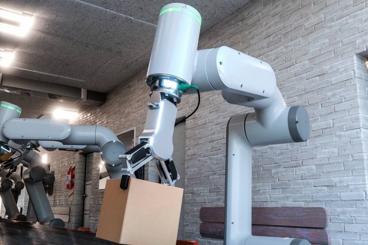 La incorporación de cobots en la industria se encuentra en crecimiento. (Freepik)
