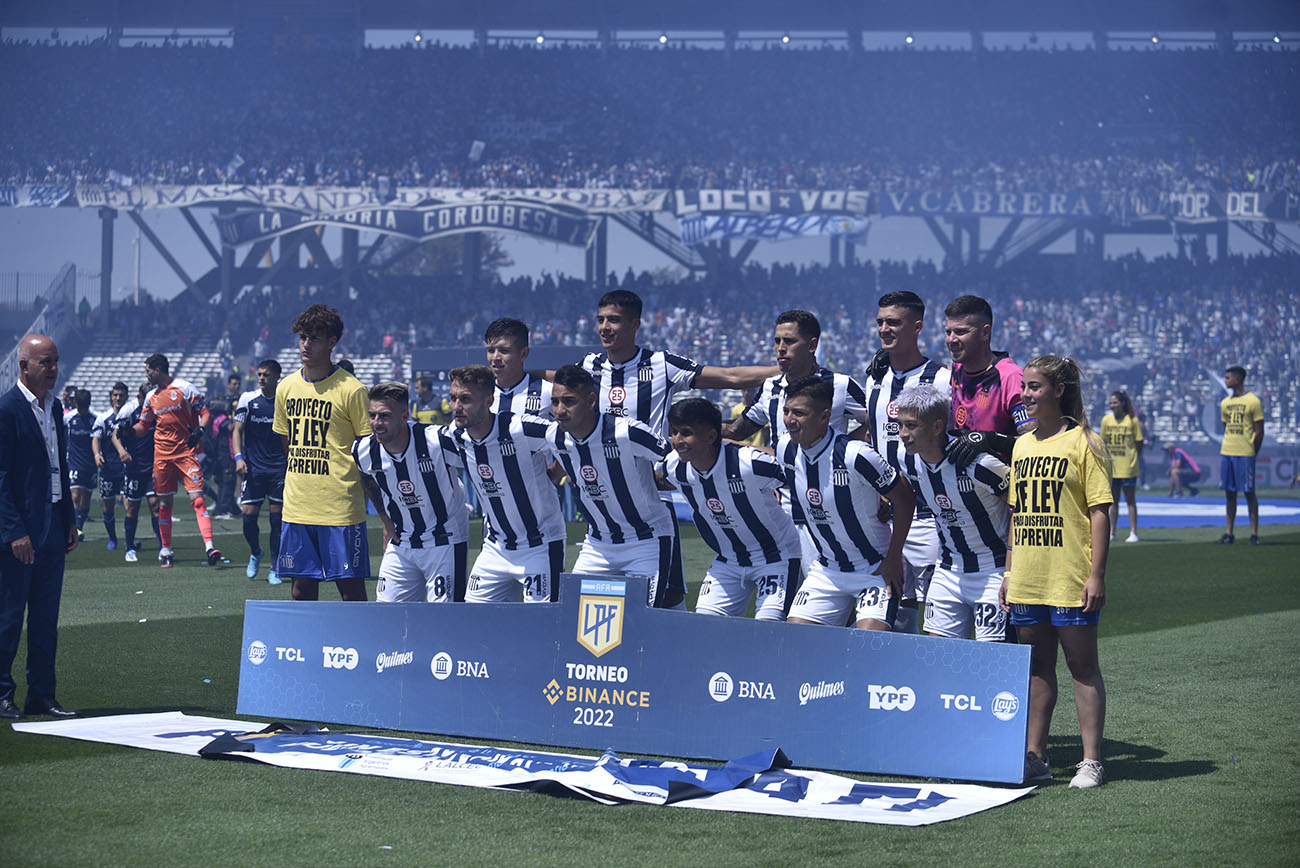 Fútbol Talleres derrotó a Gimnasia de la Plata por 2 a 1 en el Kempes ( Ramiro Pereyra /La Voz del Interior)