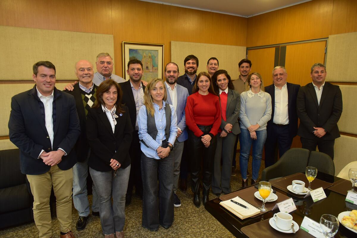 Referentes del sector público, privado y académico de Córdoba se reunieron en La Voz.