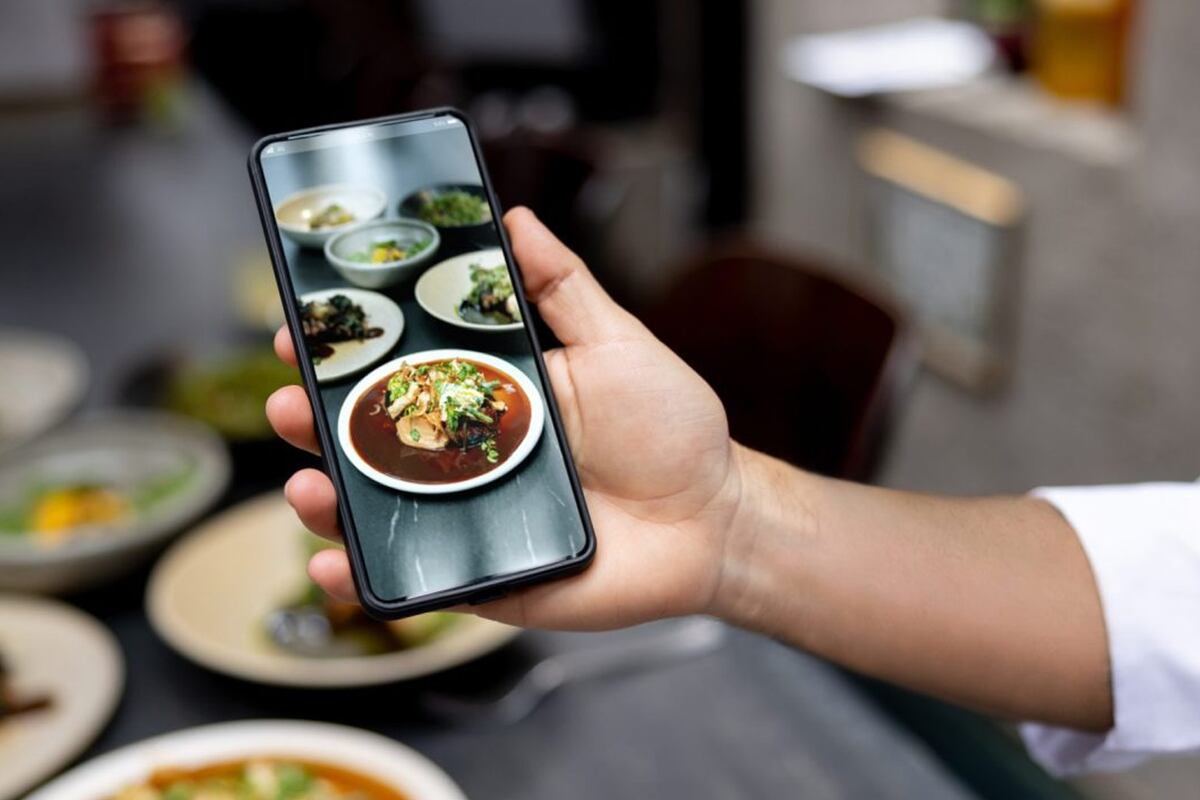 El seminario de Periodismo de Experiencias Gastronómicas aborda herramientas para la divulgación y la comunicación de la enología, la cafetería de especialidad y las nuevas plataformas.