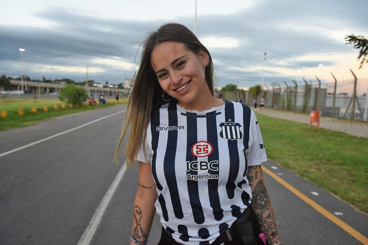 Cara de cancha en la previa del encuentro entre Talleres y Atlético Tucumán en el Kempes. (César Heredia / La Voz)