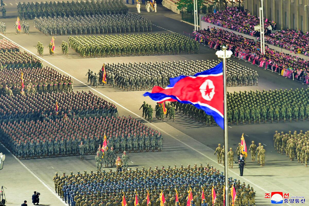 El impactante desfile militar en Corea del Norte (AP).