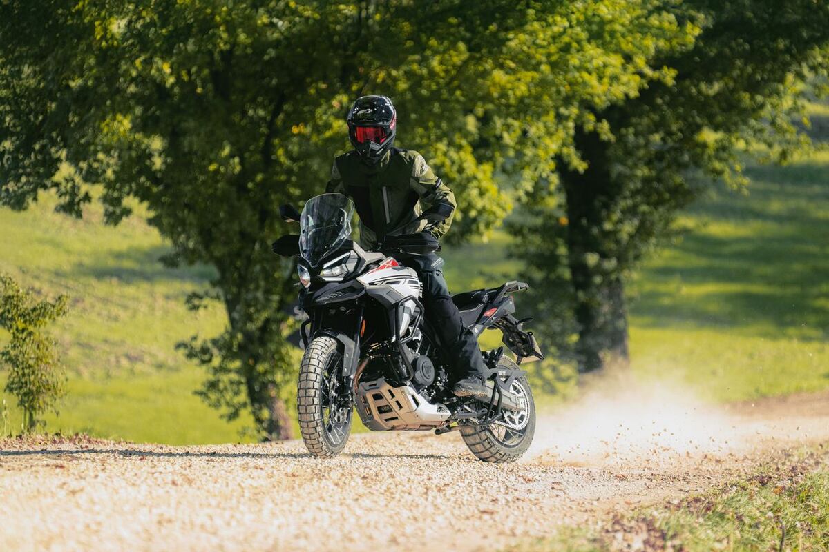 Morbidelli T1002VX.