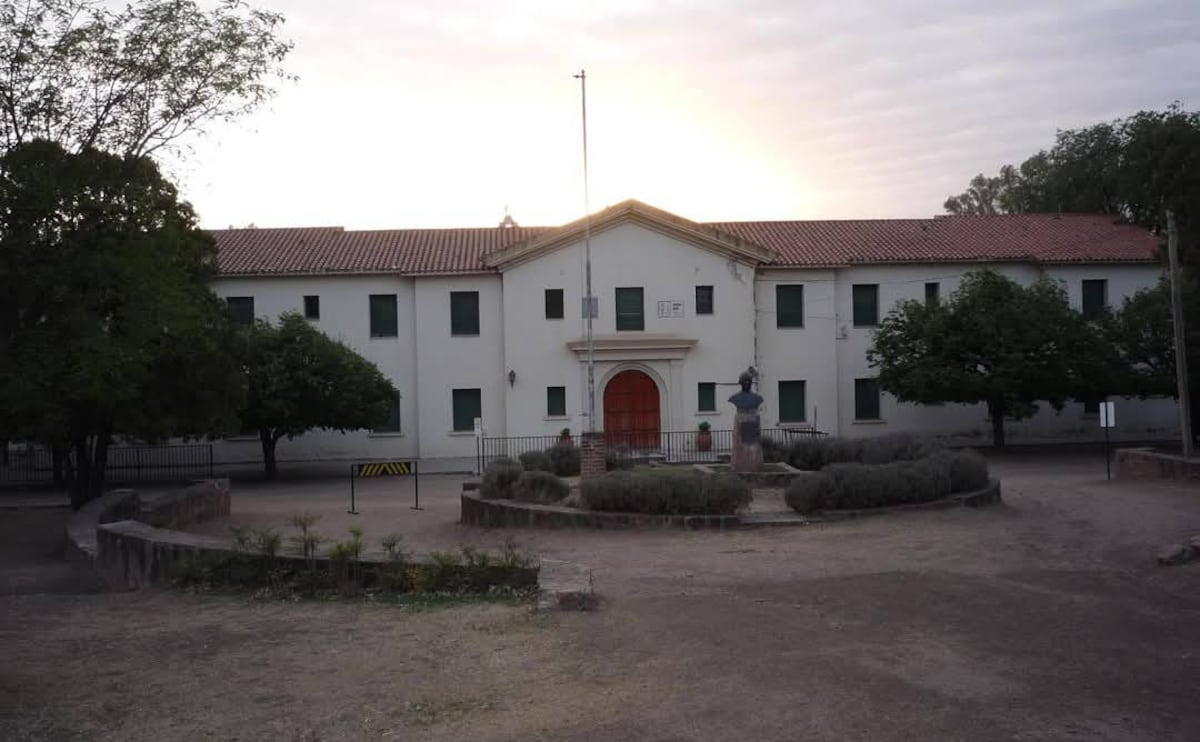La escuela de Jesús María involucrada en el hecho.