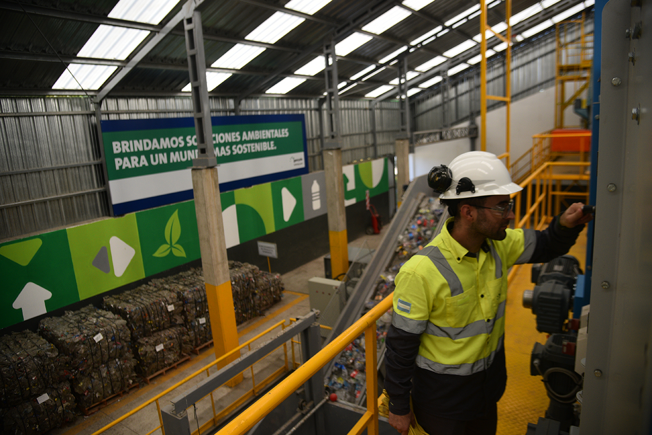 Tratamiento de residuos plasticos en planta Geocycle de ruta 20, en Malagueño.(Pedro Castillo)
