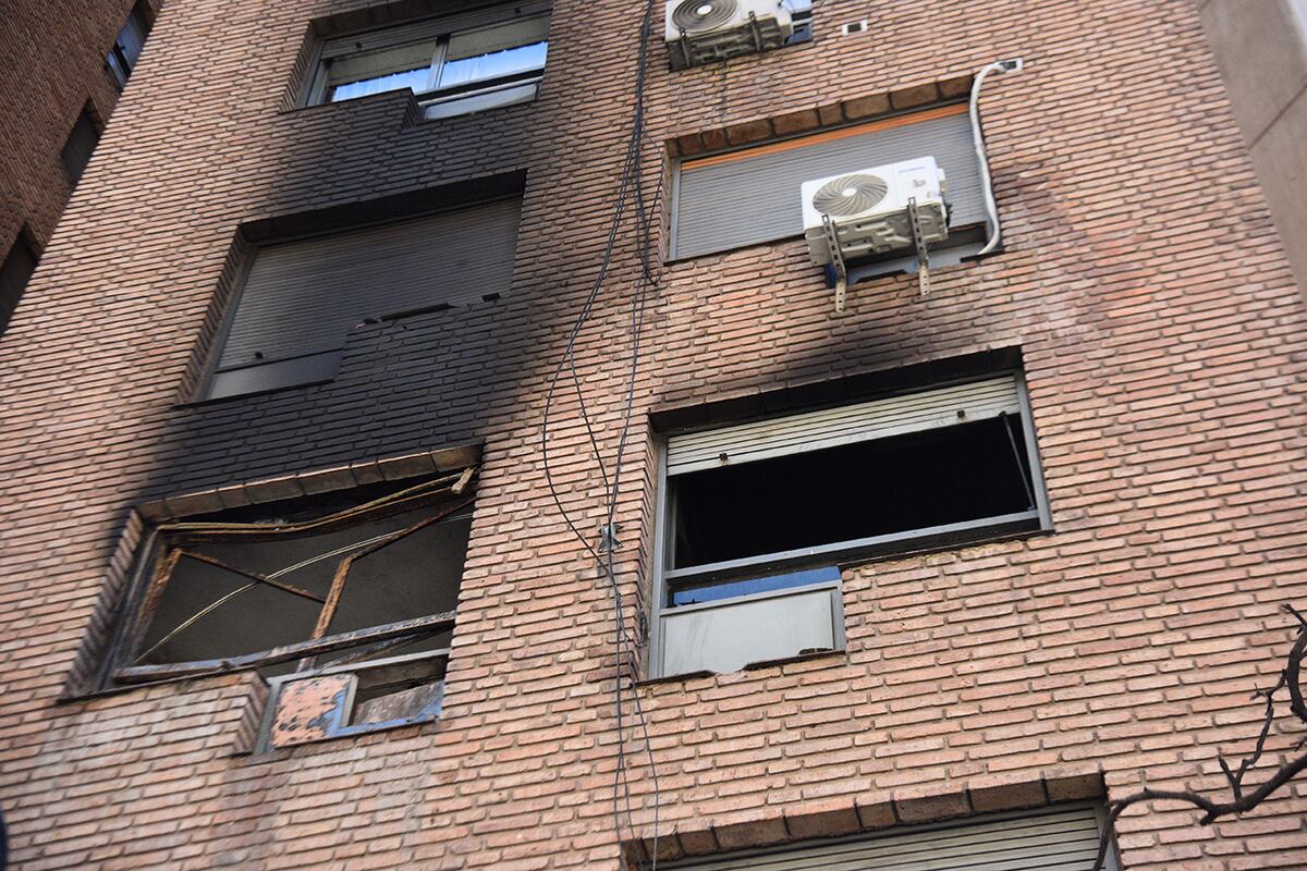 Se incendió un departamento en Nueva Córdoba. (Pedro Castillo / La Voz)