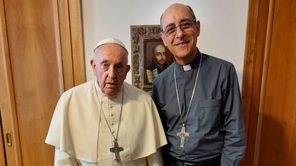 Francisco nombró a Víctor “Tucho” Fernández al frente del Dicasterio para la Doctrina de la Fe, el ministerio más importante de la Iglesia.