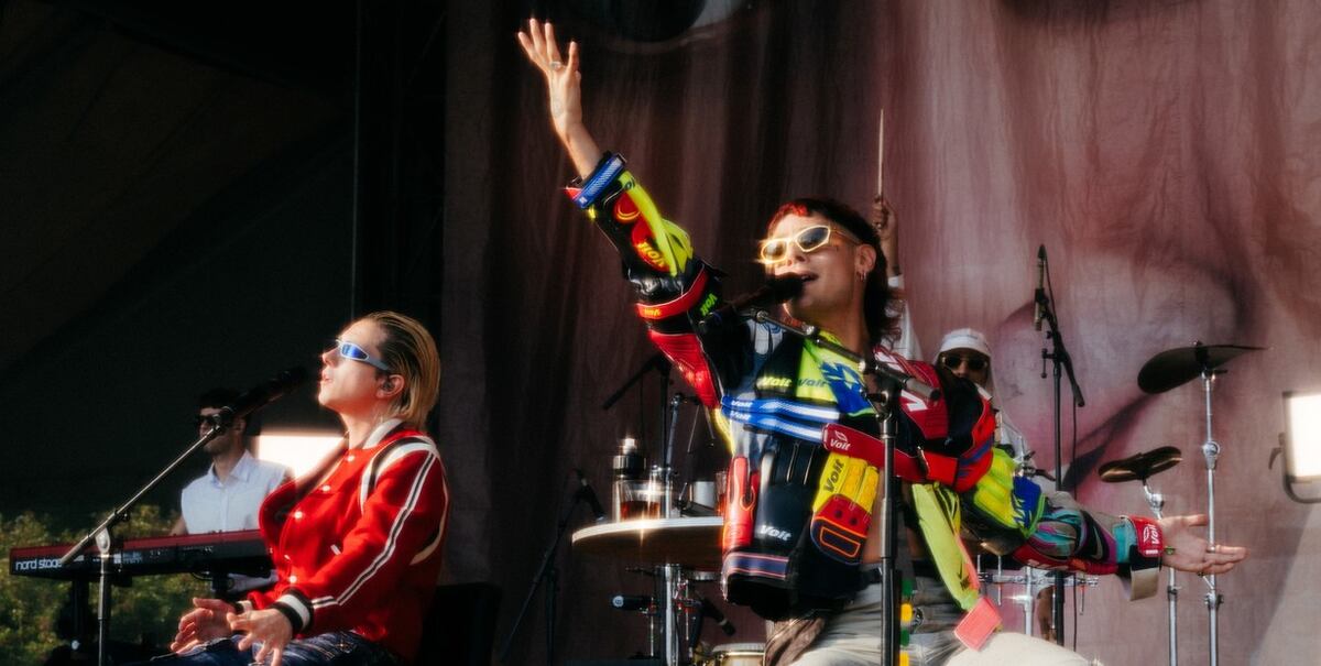 Ca7riel & Paco Amoroso, en Lollapalooza y en el House of Blues de Chicago. (Instagram @lollapalooza y DF Entertainment)