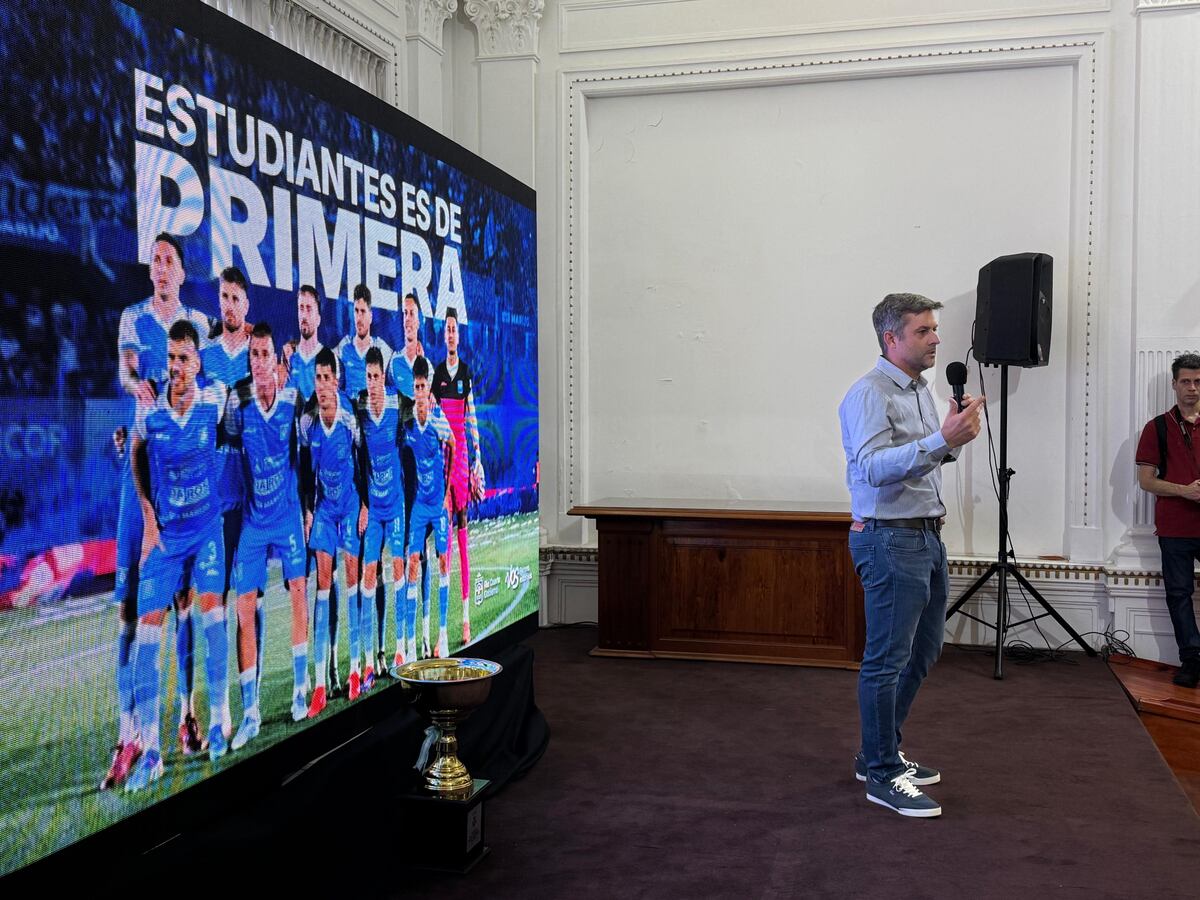 La Municipalidad de Río Cuarto recibió a Estudiantes y celebró el ascenso a la Primera División. (Tomy Fragueiro / La Voz)