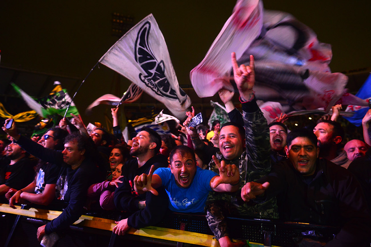 "Los mismos de siempre" deliraron con el show de La Renga. (Nicolás Bravo / La Voz)