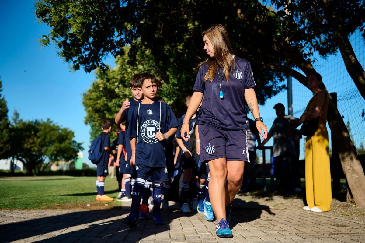 Campus Talleres: fútbol, valores y experiencias únicas para chicos y chicas. Del 16 al 20 de diciembre, niños y niñas podrán entrenar en el CARD Amadeo Nuccetelli y vivir el club desde adentro. (Prensa Talleres)