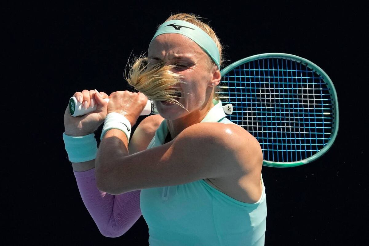 La eslovaca Rebecca Sramkova es la primera raqueta del equipo que jugará en Córdoba ante Argentina por la Billie Jean King Cup. (AP)
