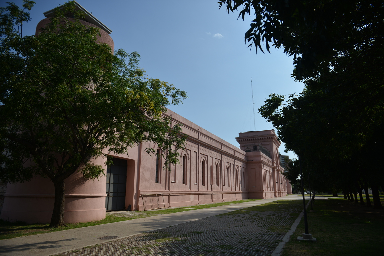 El edificio tiene 129 años. (César Heredia/La Voz)