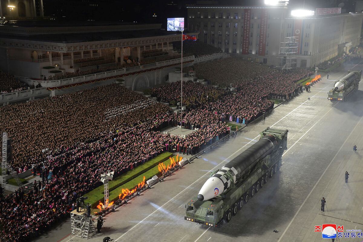 El impactante desfile militar en Corea del Norte (AP).
