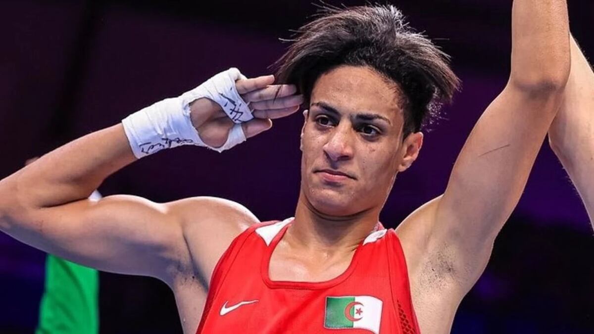 Esta es la estatura y peso de la boxeadora de Argelia que fue cuestionada por su cuerpo.