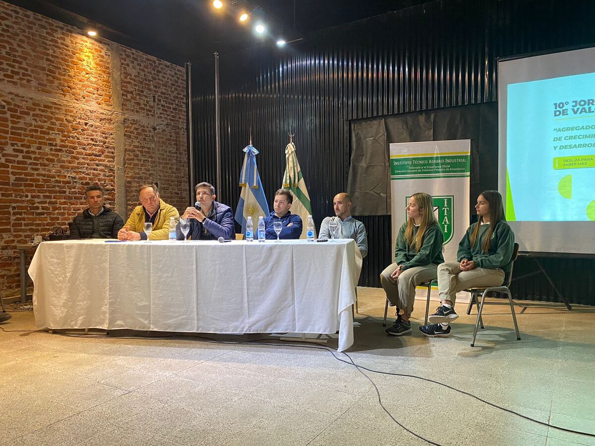 MONTE BUEY. Décima Jornada de Agregado de Valor. (Gentileza Santiago Lorenzatti).