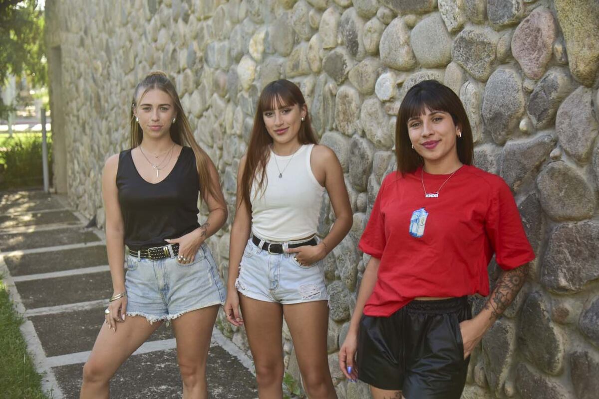 El grupo retoma el formato de Las Chichí, banda con tres cantantes mujeres que fue furor a mediados de los años '70. (Facundo Luque/La Voz).
