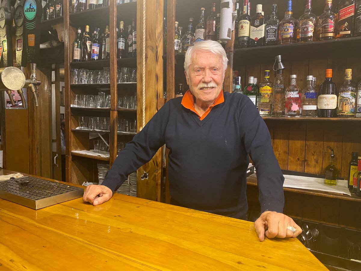 Enrique Chasco, el actual dueño del Almacén Ramos Generales. (Magalí Gaido/Voy de Viaje)