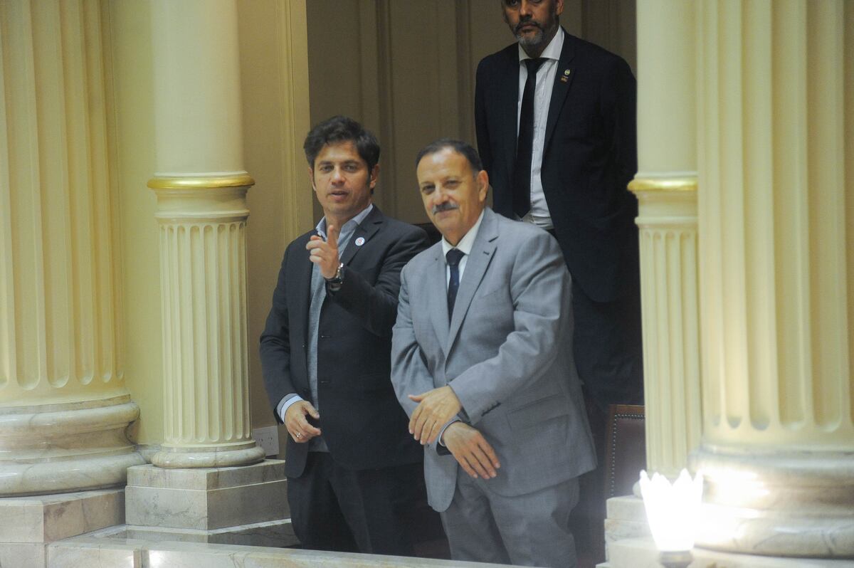 Presencias. Los gobernadores Axel Kicillof (Buenos Aires) y Ricardo Quintela (La Rioja) participaron de la reunión del jueves por la noche, en la sede del PJ de Capital Federal. (La Voz / Archivo). 