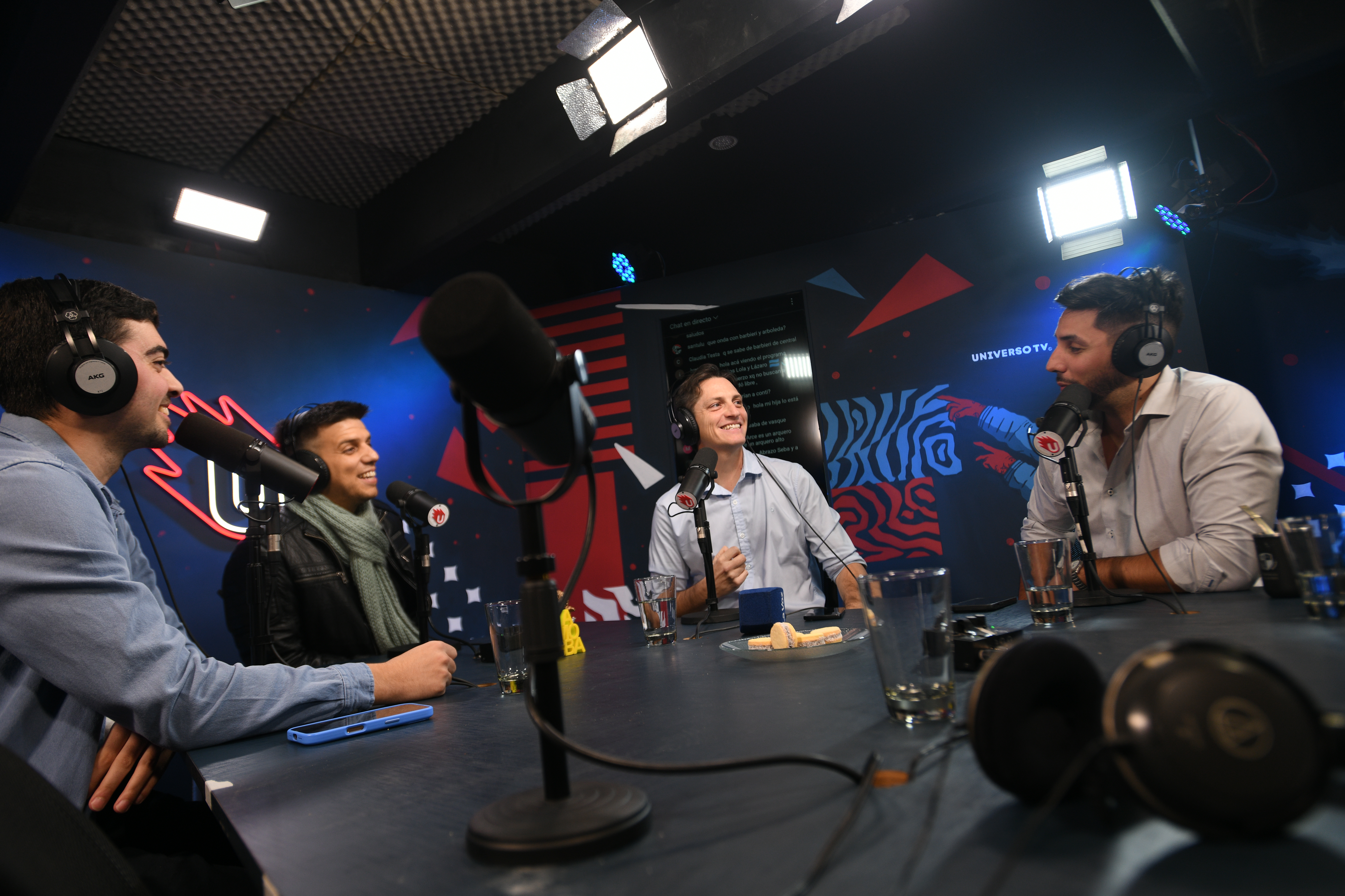 Mundo Pirata, el pódcast de Belgrano, hecho en Universo TV, donde se desarrolla el programa Hablemos de Belgrano. Conductores Exe Benegas, Juan Pablo Benegas y Santiago Nihuol. (Javier Ferreyra / La Voz)
