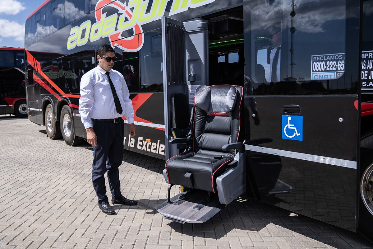 Los coches tienen infraestructura inclusiva, para que viajar sea una experiencia cómoda y placentera para todos.