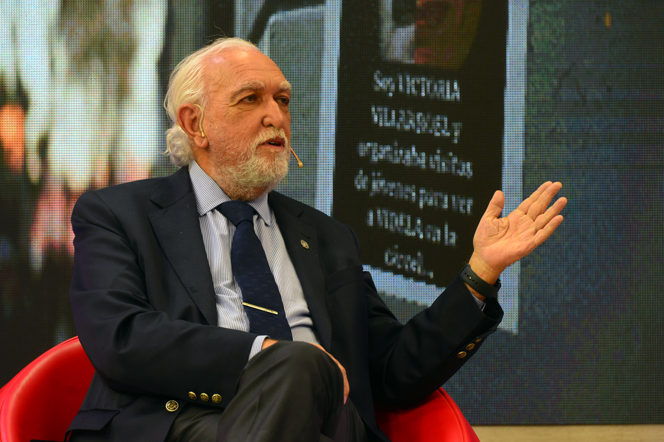 Oposición. Ricardo Gil Lavedra y el Colegio de Abogados de Buenos Aires también se oponen a articulos del proyecto que afectan el ejercicio profesional. (Nicolás Bravo / La Voz)