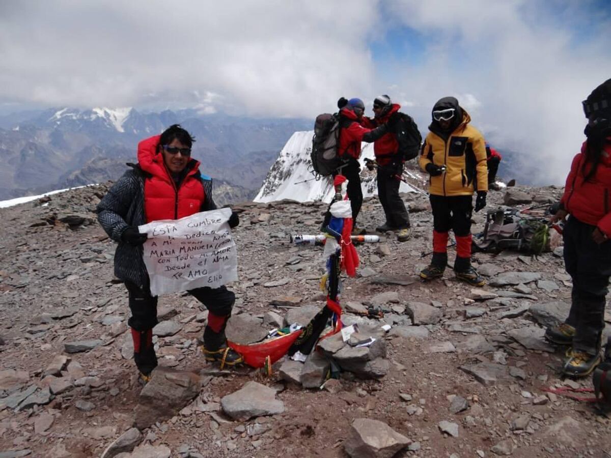 No es la primera vez que el hombre realiza este tipo de expediciones. Es senderista y en el verano realizó esta travesía en 11 días. (Gentileza Manuela Lefipán)