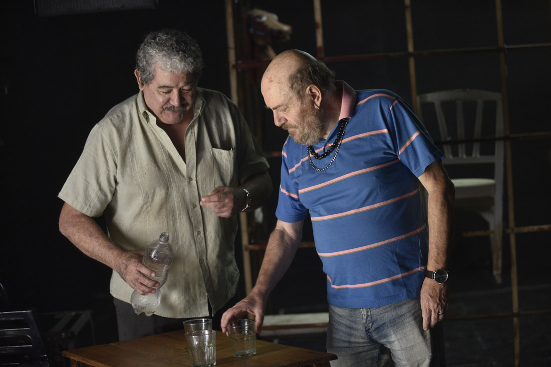 Toto López y Ricardo Bertone en un ensayo de “Zugzwang. Mover en desventaja”. ( Ramiro Pereyra / La Voz)