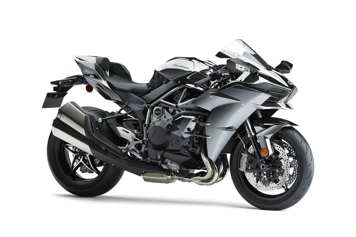 La sofisticada y súper deportiva familia Kawasaki H2 llegó a la Argentina.