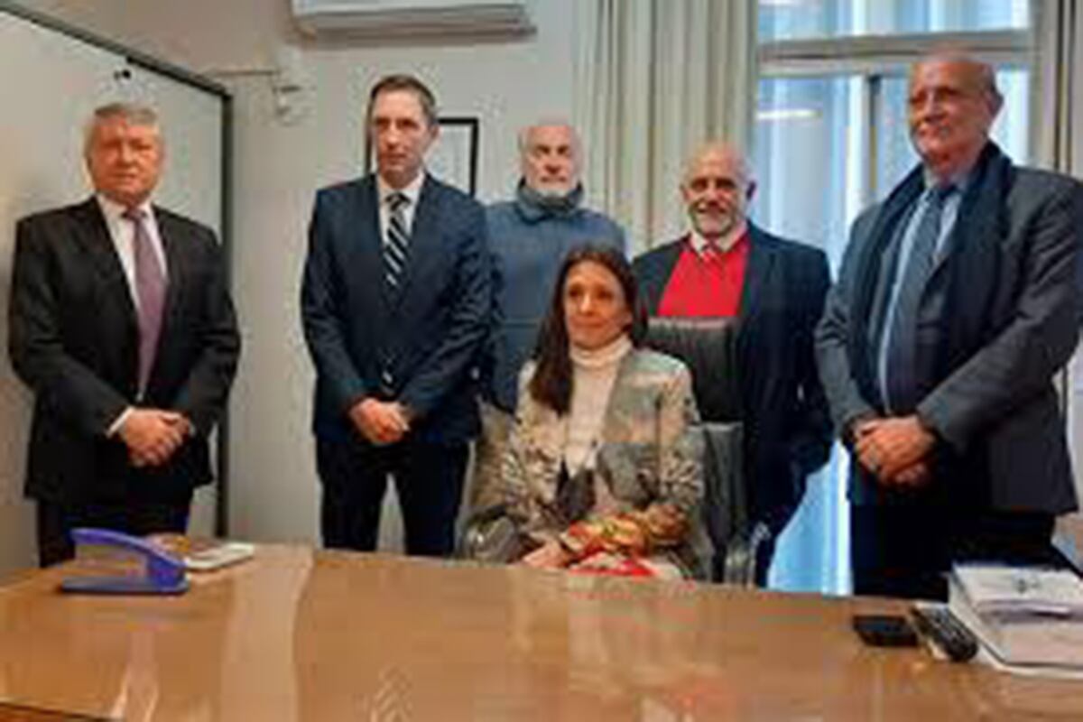 Apoyo. Destacados magistrados y funcionarios judiciales brindaron su apoyo a Companys cuando sufrió un ataque mediático del abogado Miguel Ángel Pierri. (Gentileza)