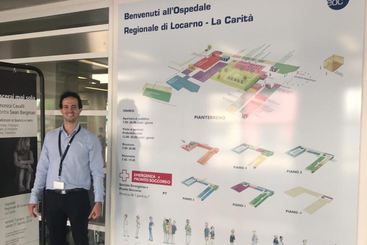 Federico Casermeiro, presidente del Santorio Argentino, en su visita profesional a un hospital en Suiza. Casermeiro realizó varias experiencias en otros países donde conoció diferentes tipos de sistemas de salud de la región y otros continentes.
