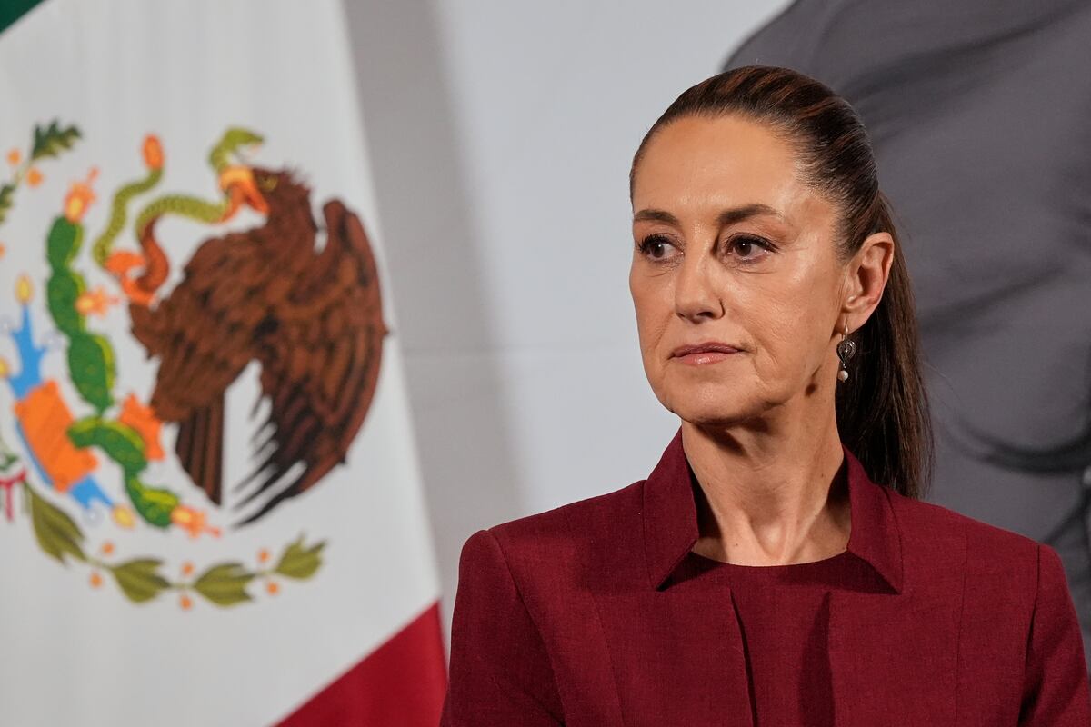 ARCHIVO - La presidenta mejicana, Claudia Sheinbaum, elevó a secretaría el área sobre la mujer, pero le recortó el presupuesto (AP Foto/Marco Ugarte, Archivo)
