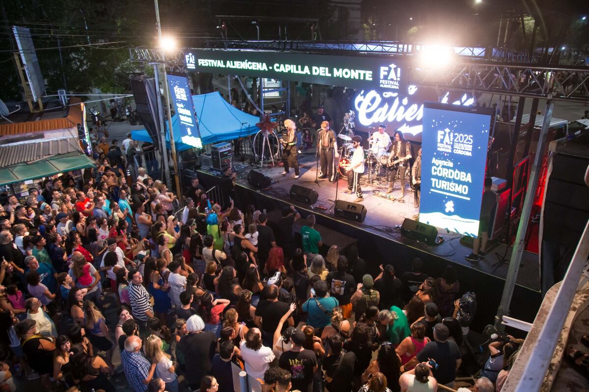 Festival Alienígena 2025 en Capilla del Monte. Uno de los muchos de la temporada.